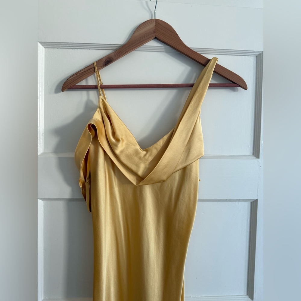 Reformation Ronda Gown - Picture 4 of 5